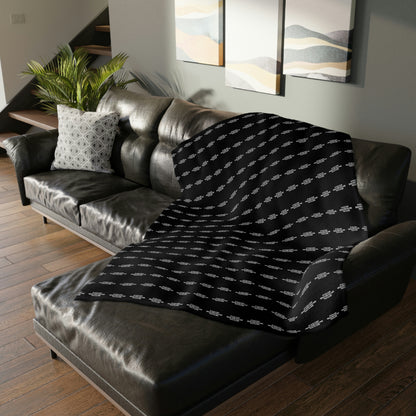 Two-sided printed blanket with "Too close" print