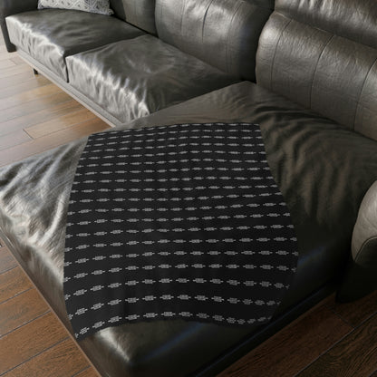 Two-sided printed blanket with "Too close" print